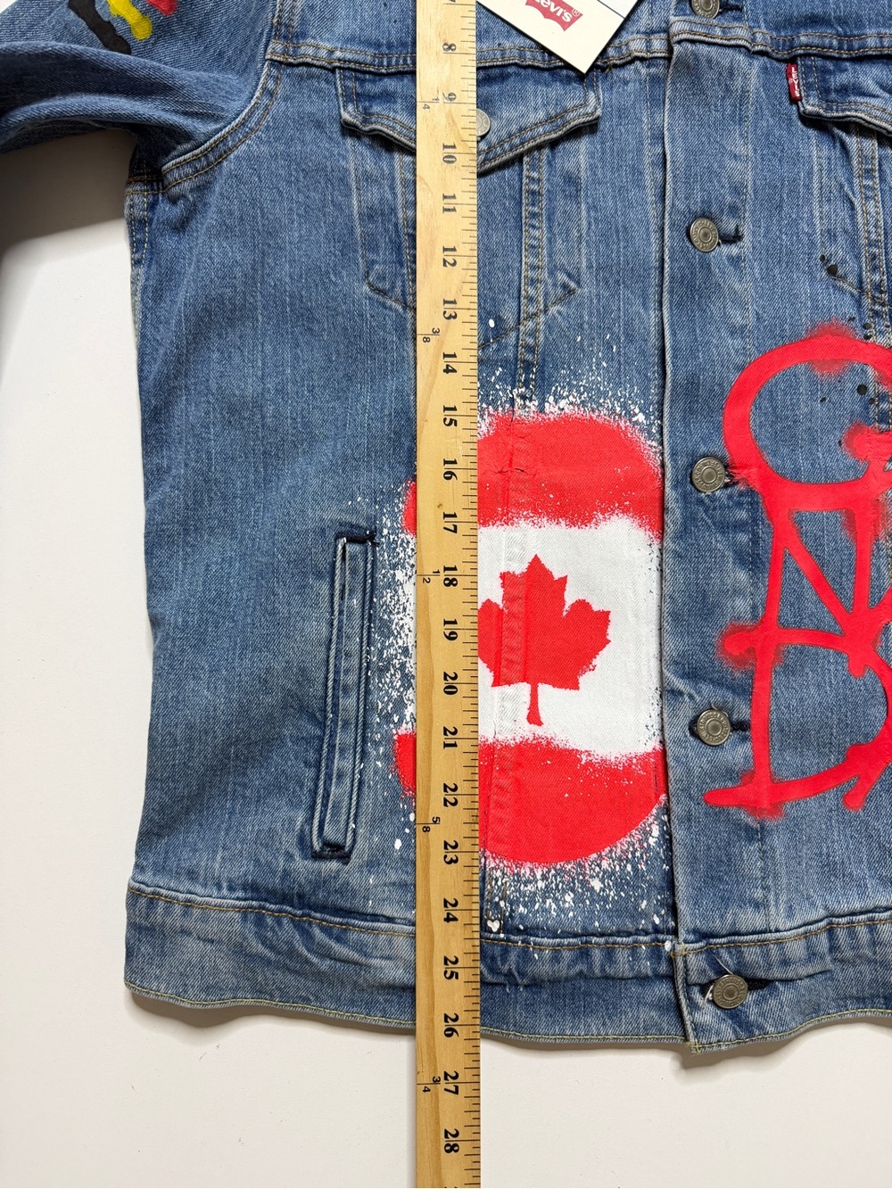 Levi’s 2020 Olympics Hudsons Bay Company Type 3 Denim Trucker Jacket Mens Large - Picture 11 of 12